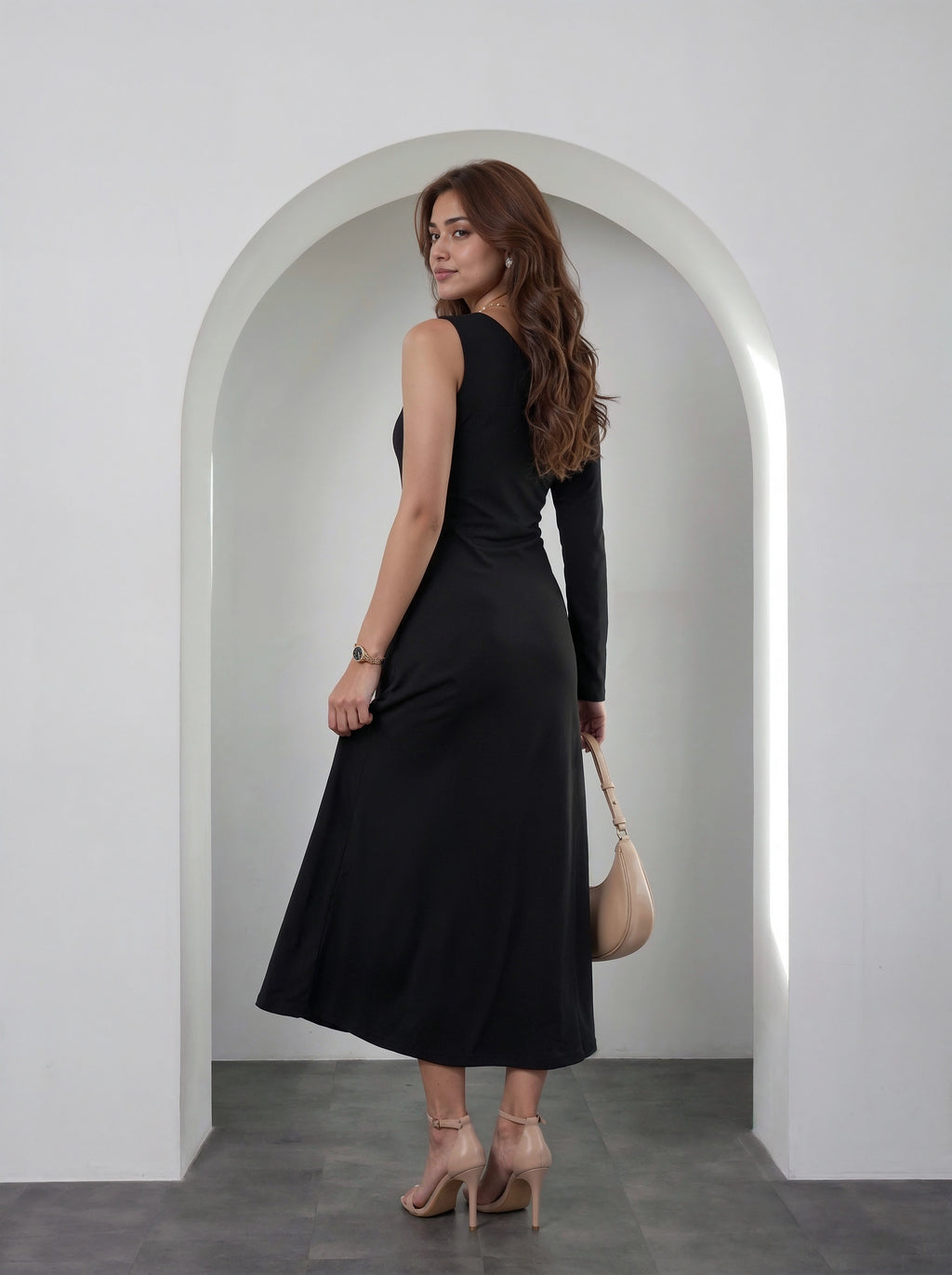 Black One-Shoulder Ruched Maxi Dress