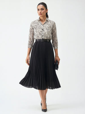 Monochrome Printed Shirt Collar Pleated Midi Dress with Belt